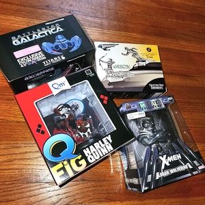 Marvel, DC comics, battlestar galactica figurines lot NIB